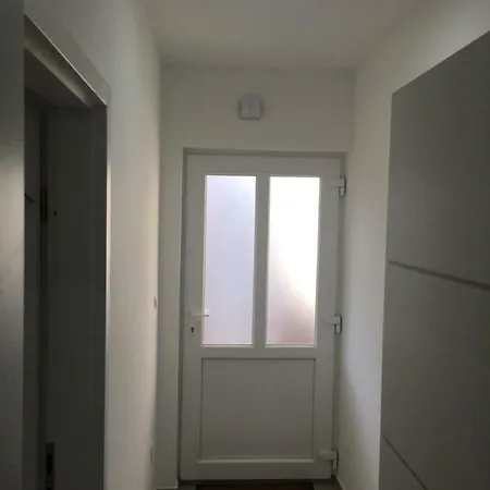 شقة Apartman Sea